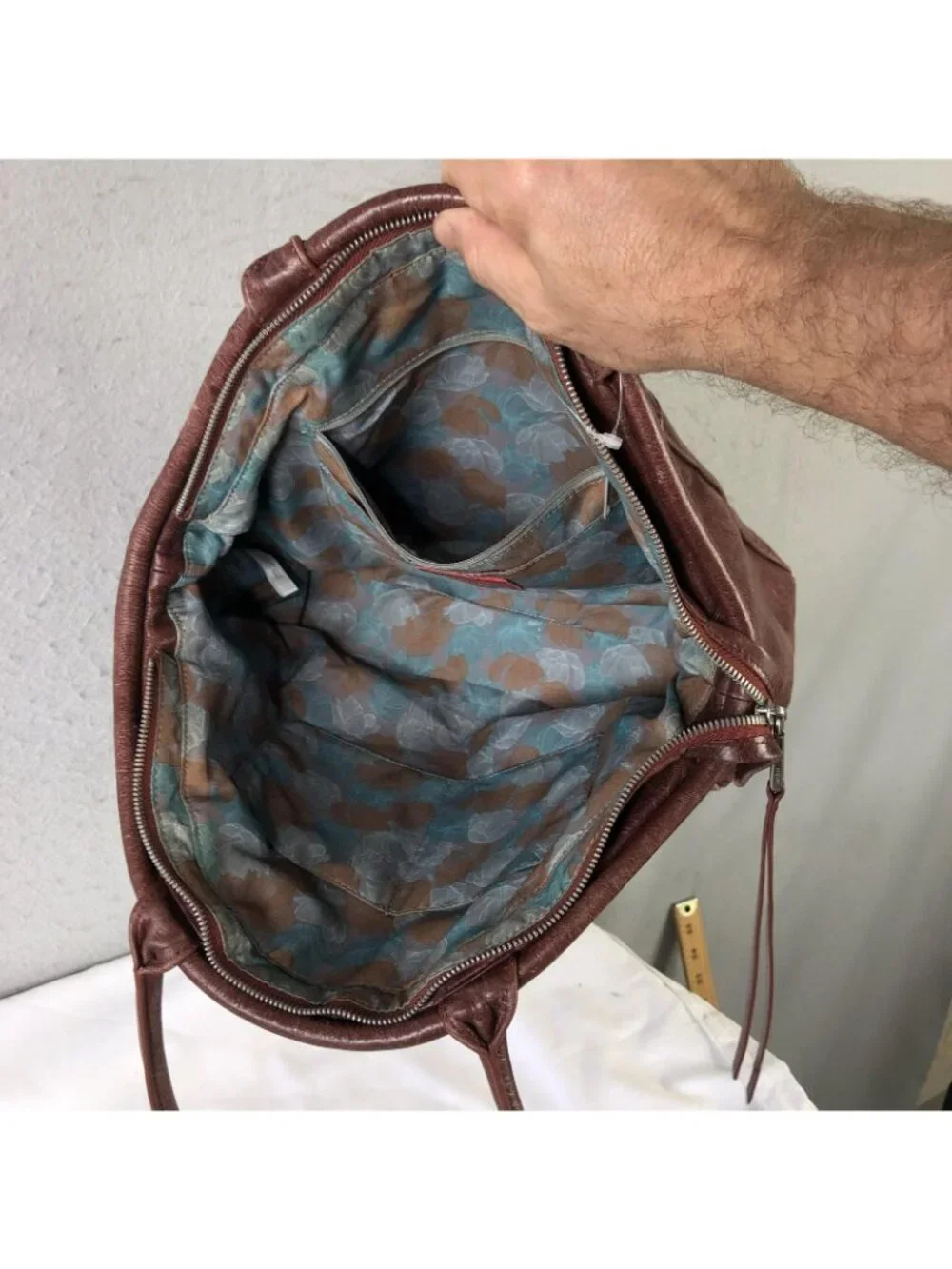 Hobo Shoulder Bag Womens Large Brown Leather Zip Top Pockets Slouchy Casual